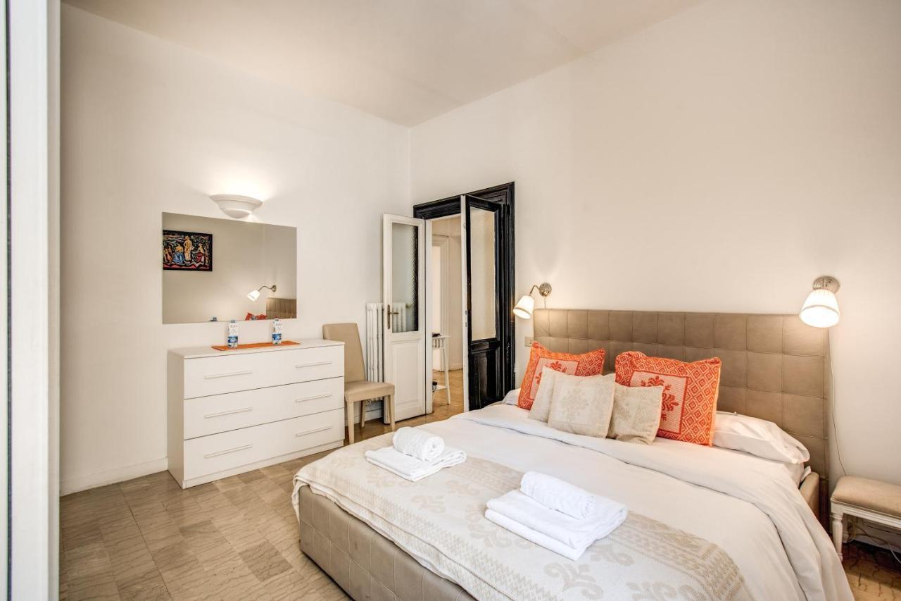 Colonna Suite - Rome Via Del Corso Big Apartment Dış mekan fotoğraf